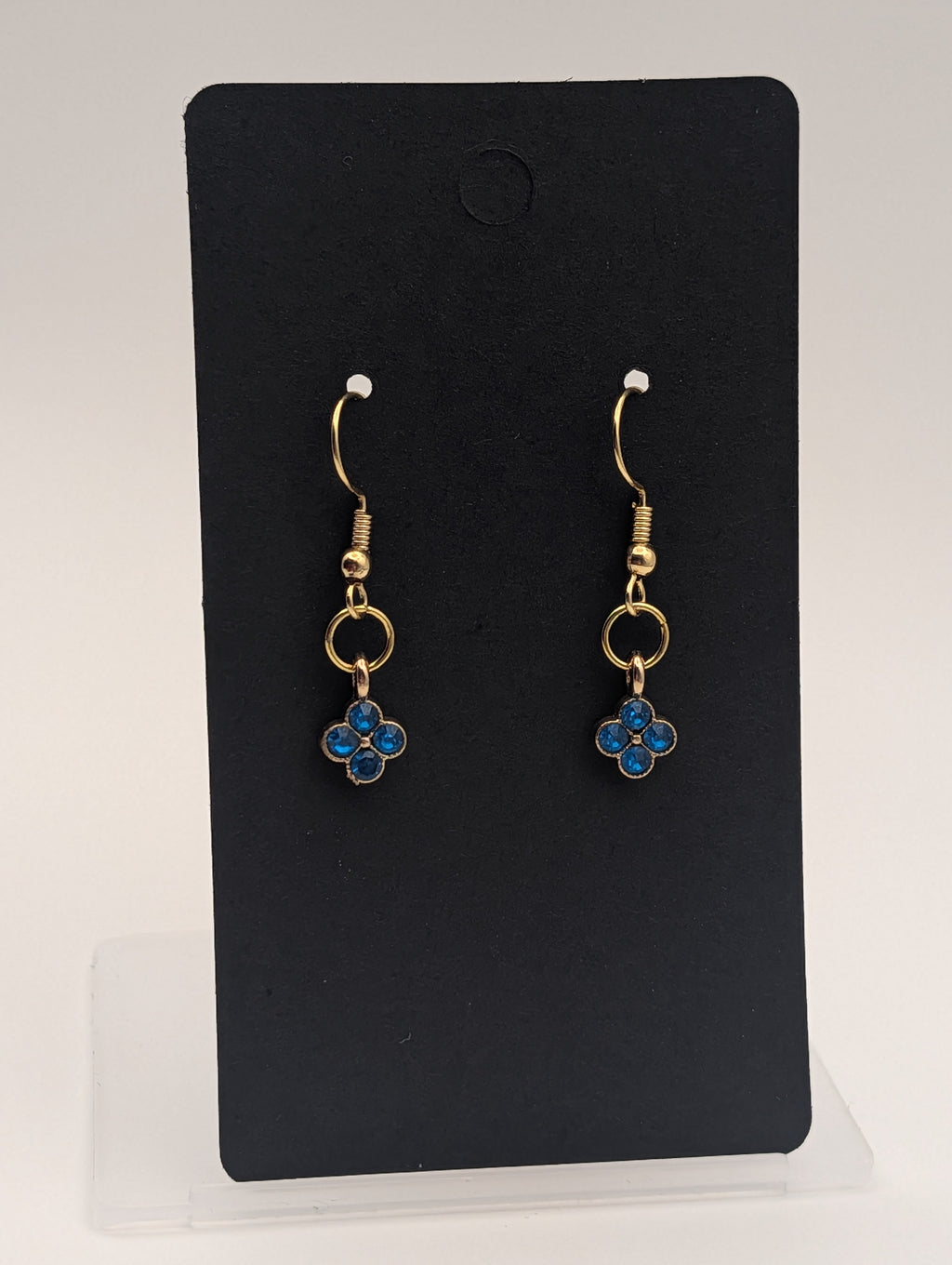 The Sapphire Clover Drops: 18k Gold Plated Drop Earrings