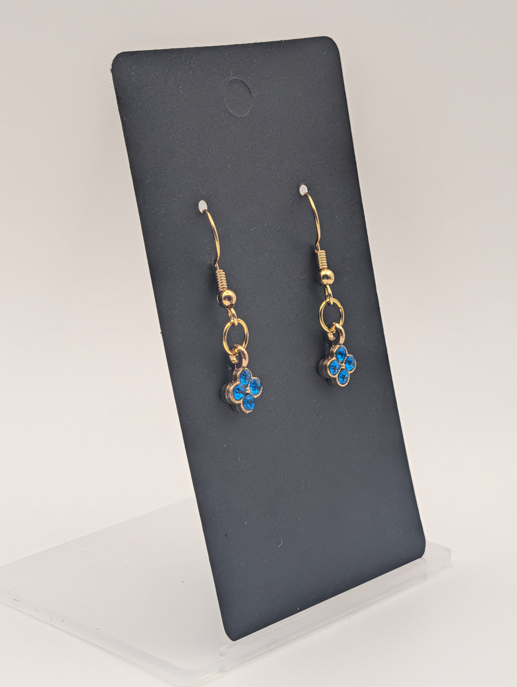 The Sapphire Clover Drops: 18k Gold Plated Drop Earrings